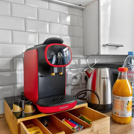 Apartment Charming 2-room Loft-style Near Montmartre *