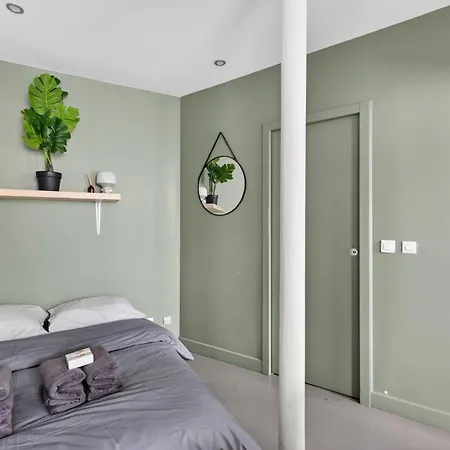 Apartmán Charming 2-room Loft-style Near Montmartre