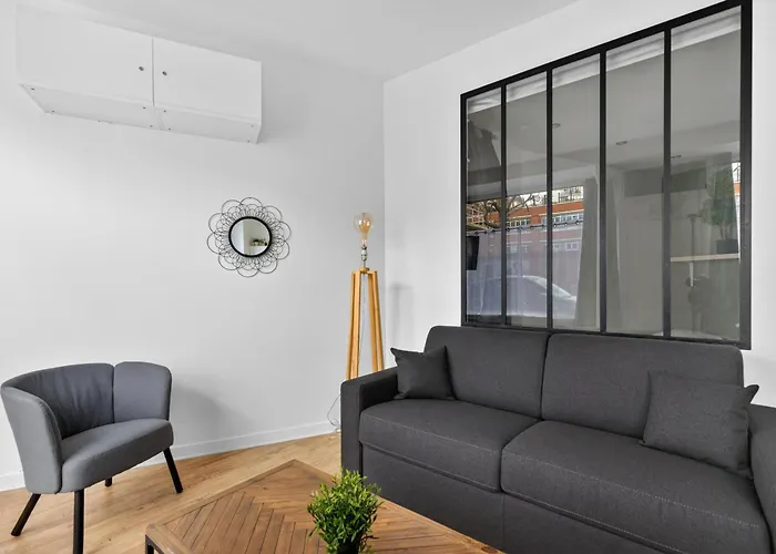 Charming 2-room Loft-style Near Montmartre * Paris