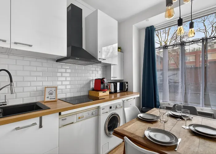 Apartment Charming 2-room Loft-style Near Montmartre *