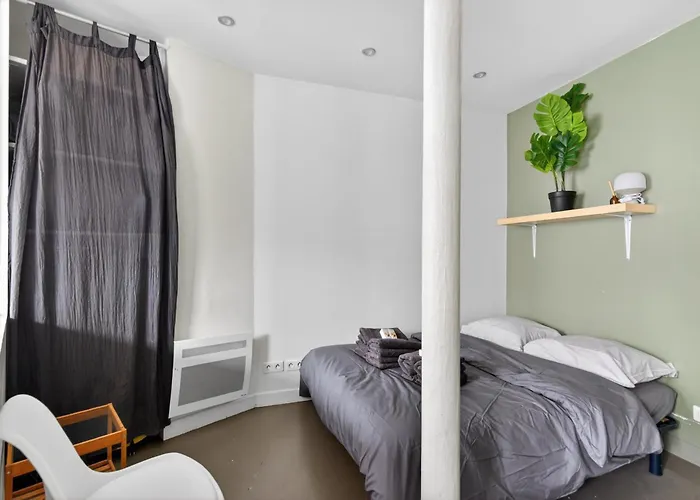 Charming 2-room Loft-style Near Montmartre 公寓 巴黎